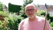 Wenn er helfen kann, bl&uuml;ht er richtig auf! R&uuml;diger Ramme ist der Mann mit dem gr&uuml;nen Daumen. Der Lokalzeit-G&auml;rtner ist unterwegs in den G&auml;rten des Westens und steht allen Hobbyg&auml;rtnern, die seine Hilfe brauchen, mit Rat und Tat zur Seite.