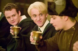 L-R: Gregory Goyle (Josh Herdman), Draco Malfoy (Tom Felton) und Viktor Krum (Stanislav Lanevski)