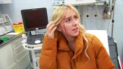 Eine 21-j&auml;hrige Fitness-Influencerin Jessica hatte einen Schwindelanfall und landet in der Notaufnahme. Das Team erkennt schnell, dass die Patientin nicht so fit ist, wie sie vorgibt.
