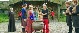 Guillaume Gallien (Teefax), Catherine Deneuve (Cordelia, K&ouml;nigin von England), Edouard Baer (Asterix).
