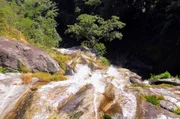 Wasserfall im Nationalpark Nam Et-Phou Louey Wasserfall im Nationalpark Nam Et-Phou Louey