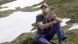 Leander Khil (Ornithologe).