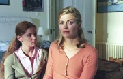 Hanna Schwamborn (Becky Prentiss), Nina Bott (Samantha Gordon). Hanna Schwamborn (Becky Prentiss), Nina Bott (Samantha Gordon).