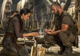 Jennifer Connelly (Naameh), Russell Crowe (Noah).