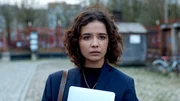 Alma (Carmen Kassovitz) möchte eine eigene App programmieren. Alma (Carmen Kassovitz) möchte eine eigene App programmieren.