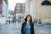Petra (Paola Cortellesi)