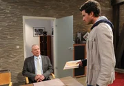 ARD STURM DER LIEBE FOLGE 1651, am Freitag (16.11.12) um 15:10 Uhr im ERSTEN. Konstantin (Moritz Tittel, r.) ist erstaunt, als er Werner (Dirk Galuba, l.) im Fürstenhof antrifft. ARD STURM DER LIEBE FOLGE 1651, am Freitag (16.11.12) um 15:10 Uhr im ERSTEN. Konstantin (Moritz Tittel, r.) ist erstaunt, als er Werner (Dirk Galuba, l.) im Fürstenhof antrifft.