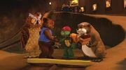 Herr Maulwurf l&auml;dt Franklin und B&auml;r in seinen Bau tief unter der Erde ein, wo eine riesige Rennstrecke auf sie und ihre Flitzer wartet.