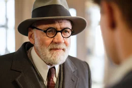 Bruno Ganz (Sigmund Freud).