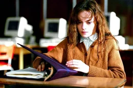 CARRIE -- NBC Movie -- Pictured: Angela Bettis as Carrie White -- NBC Photo by: Paul Michaud Airdate: Monday, November 4 on NBC (9-11 p.m. ET)