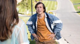 Griffin (Skyler Gisondo)  (Photo by: Paul Viggiano/Hulu); Griffin (Skyler Gisondo)  (Photo by: Paul Viggiano/Hulu)