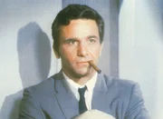Columbos (Peter Falk) erster Fall: Er mufl Dr. Flemming den Mord an seiner Frau nachweisen - nur hat dieser ein perfektes Alibi. Columbos (Peter Falk) erster Fall: Er mufl Dr. Flemming den Mord an seiner Frau nachweisen - nur hat dieser ein perfektes Alibi.