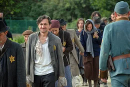 P&eacute;ter V&eacute;gh (Lou Gandolf).