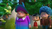 Die Hexe (3.v.re.) hat sich aus Versehen in eine gute Fee verwandelt und sucht Hilfe bei Fee Farfalla (li.). Pinocchio (2.v.re.) und Luzio (re.) haben ihr den Schlamassel eingebrockt. Die Hexe (3.v.re.) hat sich aus Versehen in eine gute Fee verwandelt und sucht Hilfe bei Fee Farfalla (li.). Pinocchio (2.v.re.) und Luzio (re.) haben ihr den Schlamassel eingebrockt.