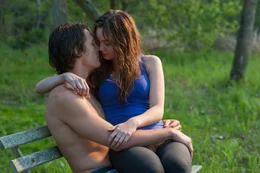 L-R: Younger Dawson  (Luke Bracey) and Young Amanda (Liana Liberato)