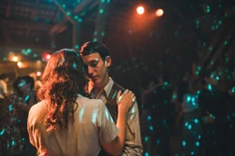 Moid (Verena Altenberger), Elias, 18+ (Jakob Mader)
