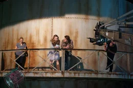 Second and third from the left: Young Amanda ( Liana Liberato), Younger Dawson (Luke Bracey)