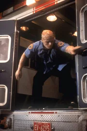 Leonard Morris Betts (Paul McCrane)