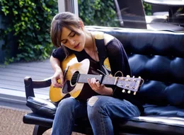 M&ouml;chte ihre Musikkarriere in Gang bringen und geht deswegen nach New York. Doch wird die junge Musikerin Gretta (Keira Knightley) wirklich das finden, was sie sucht?