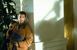 Als der Kleinganove Archie (Adam Sandler) einen Job f&uuml;r den Drogenbaron Colton &uuml;bernimmt, ahnt er nicht, dass ihm nicht nur die Polizei gef&auml;hrlich werden kann ...
