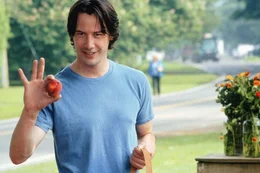Der charmante Arzt Julian (Keanu Reeves) ist auf den ersten Blick von Erica faszineirt, dessen Theaterst&uuml;cke er kennt.