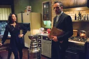 Ermitteln in einem neuen Fall: Watson (Lucy Liu, l.) und Holmes (Jonny Lee Miller) ... Ermitteln in einem neuen Fall: Watson (Lucy Liu, l.) und Holmes (Jonny Lee Miller) ...