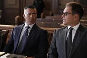 Chunk Palmer (Christopher Jackson, l.); Dr. Jason Bull (Michael Weatherly, r.) Chunk Palmer (Christopher Jackson, l.); Dr. Jason Bull (Michael Weatherly, r.)
