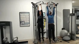 Reporterin Lena Hager begleitet Vimal Kamaraj ins Fitnessstudio. In der Longevity-Community gilt eine hohe Griffkraft als Marker f&uuml;r Langlebigkeit.