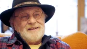 Wolfi Fischer. Jahrelang sucht Wolfi Fischer die Anerkennung und Liebe seiner Mutter. Doch Elfi Pertramer ist als Schauspielerin und Regisseurin mit anderen Dingen besch&auml;ftigt. Erst die Sicherheit und Geborgenheit seiner gro&szlig;en Liebe Anne geben Wolfi die Kraft, seinen eigenen Weg zu gehen.
