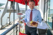 Tradition auf dem Teller. Die Scholle Finkenwerder im Fischereihafen Restaurant