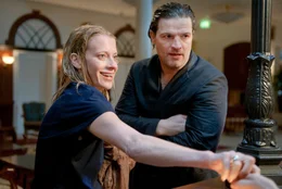 Gemeinsamer Trip ins Wellness-Hotel: Rebecca (Caroline Peters) und  Bruno (Mi&scaron;el Matičević.