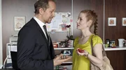 Schoener hat Bärbel Bergers (Jochen Horst) Ring gegeben. Carina (Sina-Valeska Jung) bekommt dadurch nur einen Flaschenöffner. Schoener hat Bärbel Bergers (Jochen Horst) Ring gegeben. Carina (Sina-Valeska Jung) bekommt dadurch nur einen Flaschenöffner.