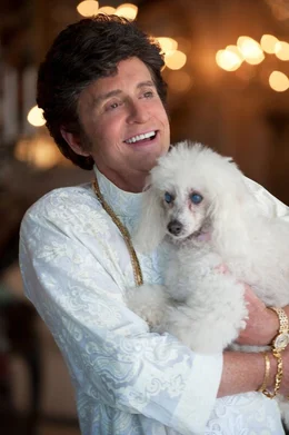 Liberace (Michael Douglas) geh&ouml;rt nicht nur in Las Vegas zu den absoluten Superstars im Showbusiness.