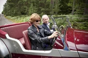 Kate Cameron (Samantha Bond) und Peter Fossett (David Warner). Kate Cameron (Samantha Bond) und Peter Fossett (David Warner).