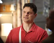 Skip Tracer Randy (Flula Borg) Skip Tracer Randy (Flula Borg)
