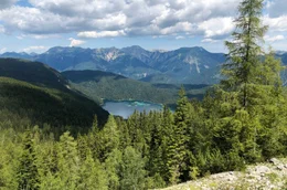 Blick auf Jenesien.