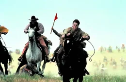 Joseph Donnelly (Tom Cruise)