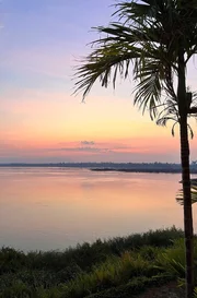 Morgend&auml;mmerung am Mekong