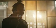 Der schwedische Kommissar Oskar Eklund (Set Sj&ouml;strand) l&auml;sst Isabelle wissen, dass die Polizei den Fall Oliver Miller abschlie&szlig;t.