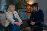 Andrea (Laura Tonke) hat gegenüber Alex (Aleksandar Radenković) keine Erklärung für das Verschwinden ihres Sohnes Patrick. Andrea (Laura Tonke) hat gegenüber Alex (Aleksandar Radenković) keine Erklärung für das Verschwinden ihres Sohnes Patrick.