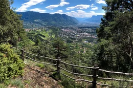 Blick auf Jenesien.