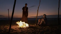 Mohamedou Slahi am Lagerfeuer in Nouakchott, Mauretanien.