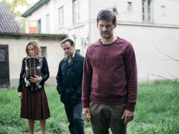 (v li.n.re.) Gerlinde (Doris Schretzmayer), Ferdinand (Raimund Wallisch), Robert Schmatz (David Oberkogler).