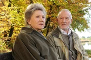 ARD STURM DER LIEBE FOLGE 1667, am Dienstag (11.12.12) um 15:10 Uhr im ERSTEN. Hildegard (Antje Hagen, l.) ist nicht begeistert, dass Alfons (Sepp Schauer, r.) einen Marathon laufen möchte. ARD STURM DER LIEBE FOLGE 1667, am Dienstag (11.12.12) um 15:10 Uhr im ERSTEN. Hildegard (Antje Hagen, l.) ist nicht begeistert, dass Alfons (Sepp Schauer, r.) einen Marathon laufen möchte.