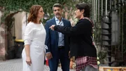 Anna (Marie Zielcke) ist geschockt, als Ferhat (Harun Yildirim, M.) Taro (Cecil Schuster) mit der schonungslosen Wahrheit konfrontiert. Anna (Marie Zielcke) ist geschockt, als Ferhat (Harun Yildirim, M.) Taro (Cecil Schuster) mit der schonungslosen Wahrheit konfrontiert.