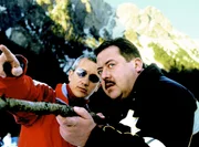Die Rosenheim-Cops "Bettgeflüster". Im Bild: Markus Böker (Ulrich Satori, li.), Joseph Hannesschläger (Korbinian Hofer). Die Rosenheim-Cops "Bettgeflüster". Im Bild: Markus Böker (Ulrich Satori, li.), Joseph Hannesschläger (Korbinian Hofer).