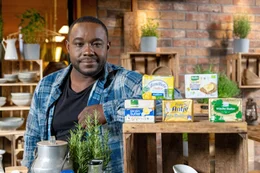 Sternekoch Nelson M&uuml;ller deckt auf, wie frisch, gesund und industrialisiert unsere Milch ist. Er geht daf&uuml;r melken und macht einen Laktoseintoleranz-Test - mit erstaunlichem Ergebnis.