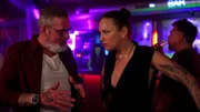 Milla glaubt, in der Club-Branche wegen Piet keine Chance mehr zu haben, als Olivia eine neue Bar entdeckt. Doch statt eines Neustarts wartet nur ein Job als Kellnerin in knappem Outfit - und prompt kommt es zu einer sexuellen Belästigung.; Milla glaubt, in der Club-Branche wegen Piet keine Chance mehr zu haben, als Olivia eine neue Bar entdeckt. Doch statt eines Neustarts wartet nur ein Job als Kellnerin in knappem Outfit – und prompt kommt es zu einer sexuellen Belästigung. Milla glaubt, in der Club-Branche wegen Piet keine Chance mehr zu haben, als Olivia eine neue Bar entdeckt. Doch statt eines Neustarts wartet nur ein Job als Kellnerin in knappem Outfit - und prompt kommt es zu einer sexuellen Belästigung.; Milla glaubt, in der Club-Branche wegen Piet keine Chance mehr zu haben, als Olivia eine neue Bar entdeckt. Doch statt eines Neustarts wartet nur ein Job als Kellnerin in knappem Outfit – und prompt kommt es zu einer sexuellen Belästigung.