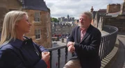 Großbritannien Korrespondentin Eva Pöcksteiner mit Angus Robertson, der langjährige Moderator beim FM4-Vorgänger „Blue Danube Radio“ lebt wieder in Schottland und ist Neo-Abgeordneter im schottischen Parlament. Großbritannien Korrespondentin Eva Pöcksteiner mit Angus Robertson, der langjährige Moderator beim FM4-Vorgänger „Blue Danube Radio“ lebt wieder in Schottland und ist Neo-Abgeordneter im schottischen Parlament.