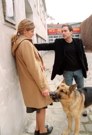Carmen Gratl (Erika Walter), Alexander Pschill (Marc Hoffmann).